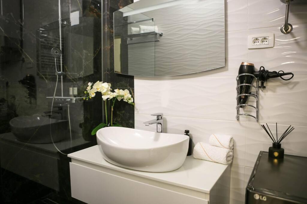 New & Luxury Apartment Tony Σπλιτ Εξωτερικό φωτογραφία